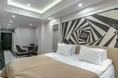 Зазеркалье - 60