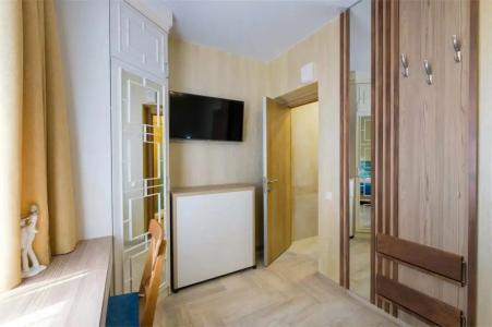 на Черноморской - 104