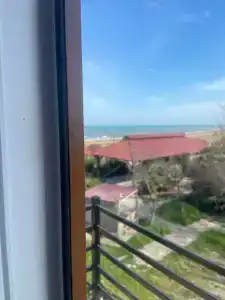 Уютные домики прямо на берегу моря - 68