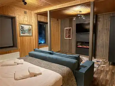 Tatroff Chalet - 80
