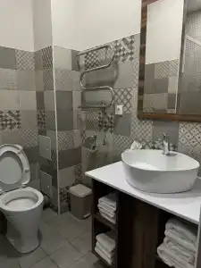 Петровский - 108