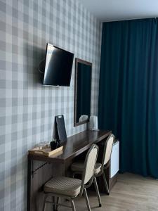 Петровский - 75