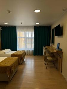 Петровский - 60