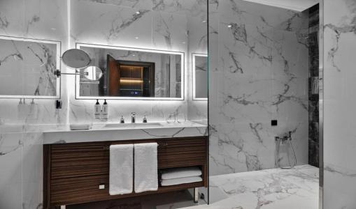 Crowne Plaza, An Ihg Hotel - 110