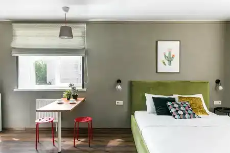 Room12 - 71