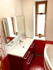 Дом у Звонницы монастыря с баней - 9