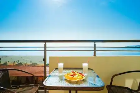 на Черноморской - 144