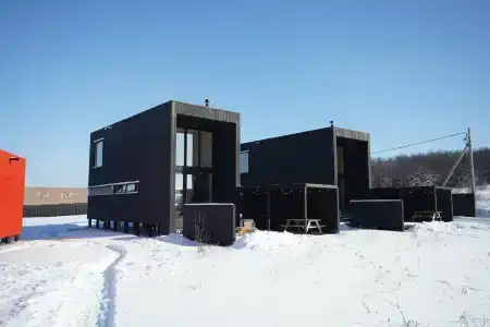 Уголок - 79