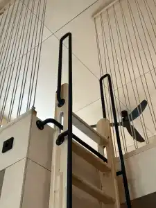 Уголок - 73