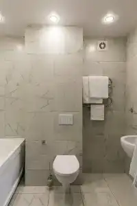 Room12 - 90