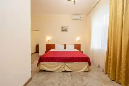 Романова - 76