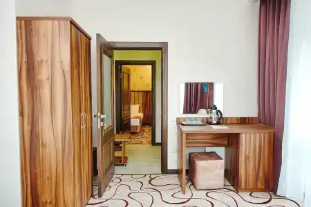 БОН ВОЯЖ - 38