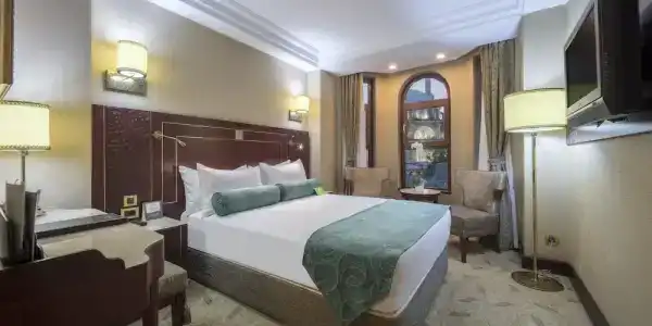 Crowne Plaza Istanbul - Old City, an IHG - 100
