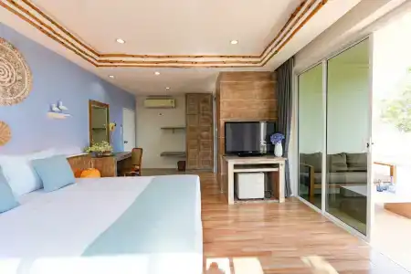 Ark Bar Beach Resort - 113