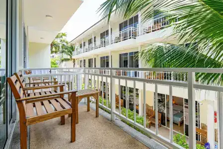 Ark Bar Beach Resort - 38