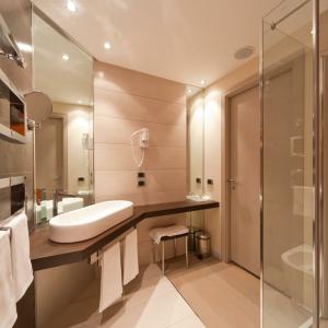 Rmh Modena Des Arts - 55