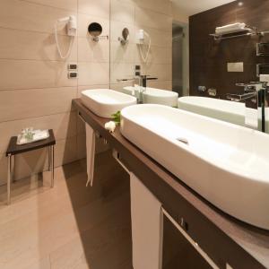 Rmh Modena Des Arts - 63