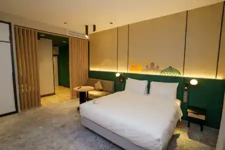 Holiday Inn City - 126