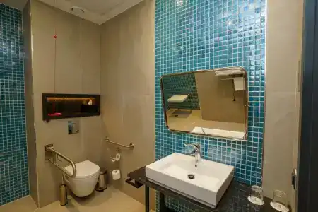 Holiday Inn City - 134