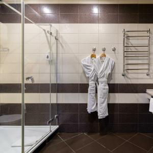 Губернский - 124