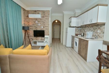 Cleopatra King Apart - 65