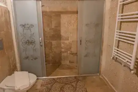 Grand Elite Cave Suites - 102
