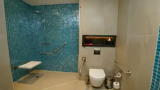 Holiday Inn City - 130