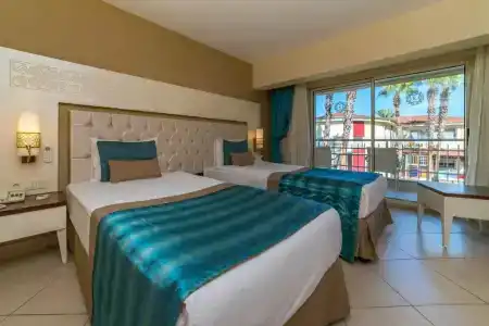 Kamelya K Club - 118