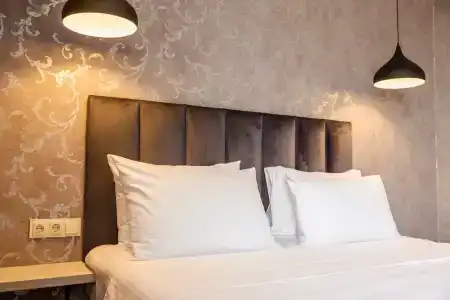 Day Inn - 76