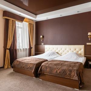 Губернский - 122