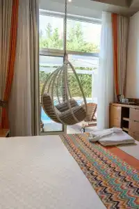 Side Royal Palace - 50