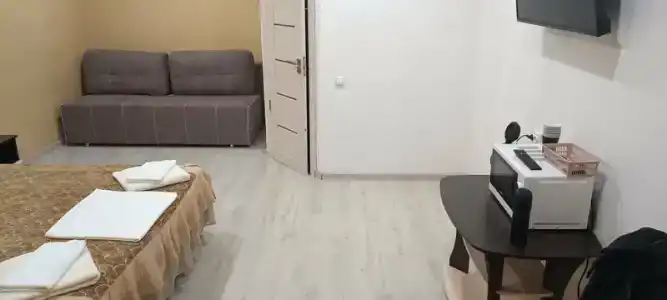 Московский - 104