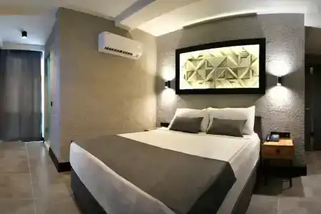 Mielo Lara Boutique  - 102