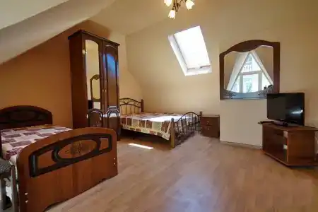 Лилия на Бирюзовой - 170