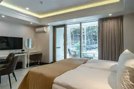 Зазеркалье - 66