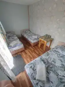 У трёх вышек - 49