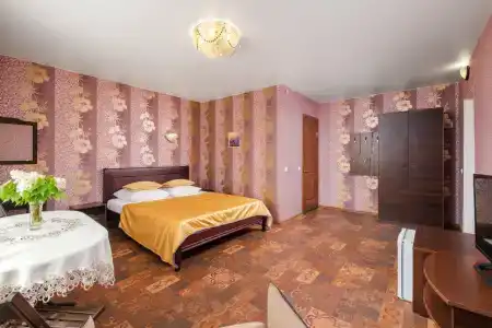 Южный - 38