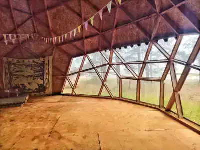 Wind Hunters Surf Station - 178