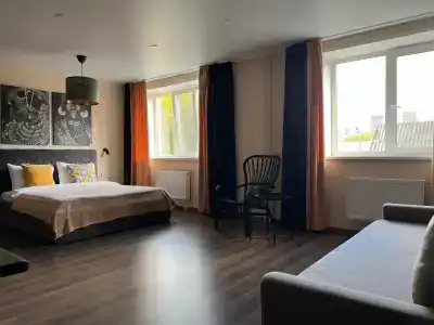 Room12 - 81