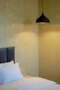 Day Inn - 64