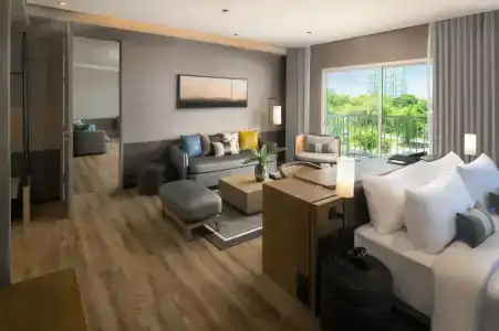 Cross Pratamnak - 67