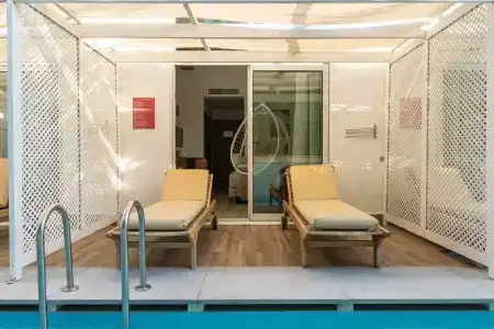 Side Royal Palace - 56