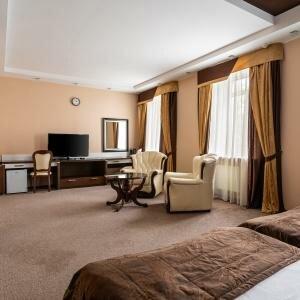 Губернский - 117