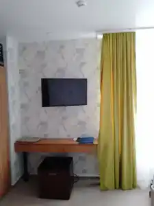 Левада - 90