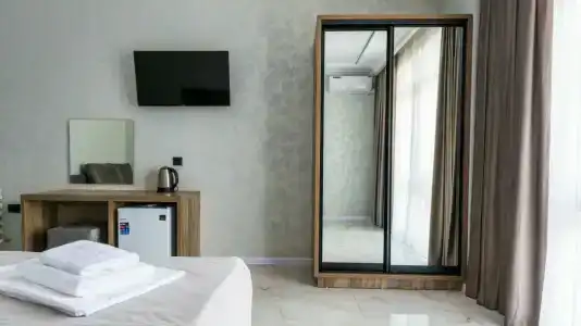 Grand Paradise - 104