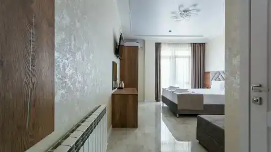 Grand Paradise - 122