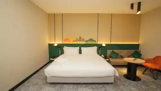 Holiday Inn City - 172
