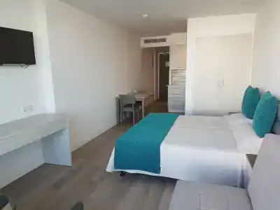 Melini Suites - 90