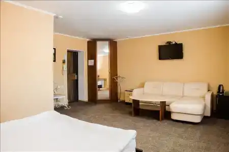 Аквамарин - 82