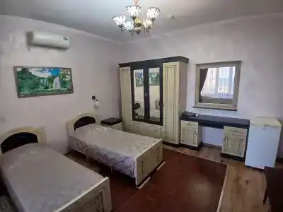 У Заура - 42